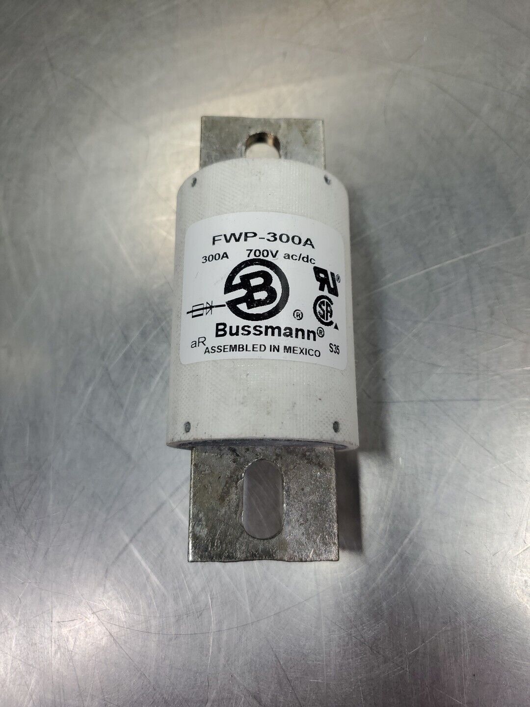 Bussmann FWP-300A Fuse, 300A 700V AC/DC.                                   4D-17