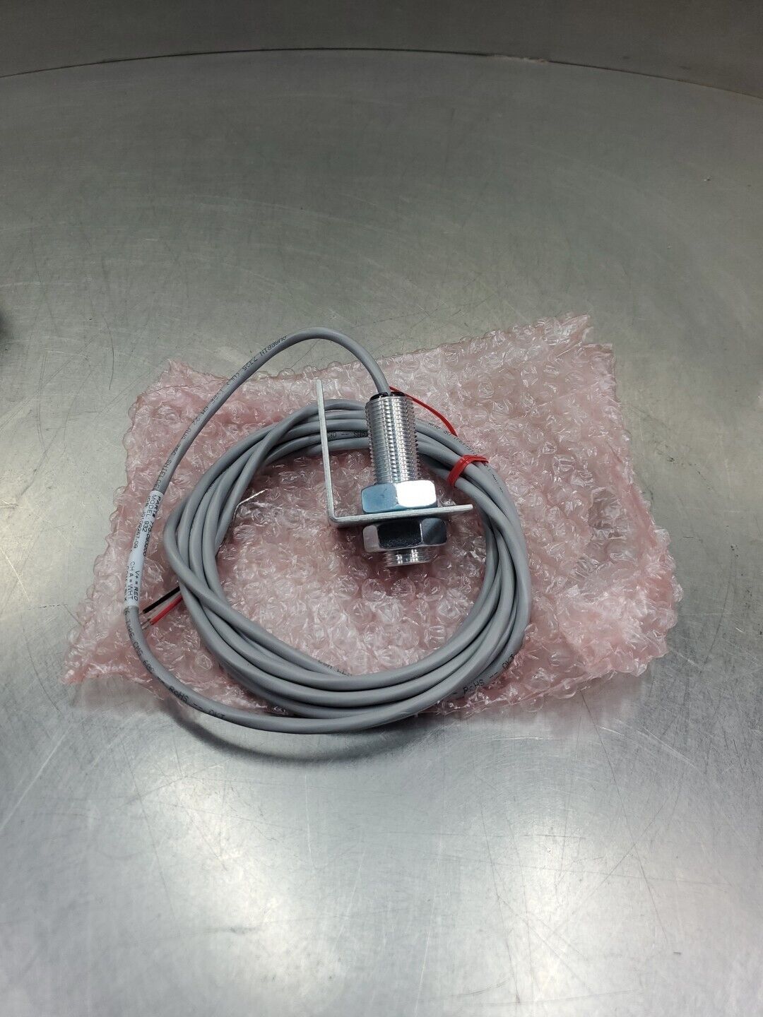 Electro-Sensors 775-093200 Proximity Sensor.                               5E-33