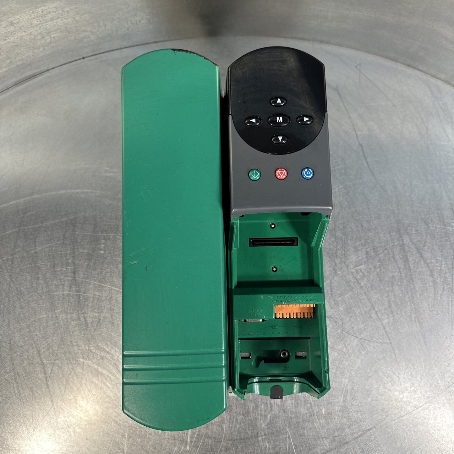 Control Techniques UNI2401 Unidrive 380/480v (BIN-1.3.5)