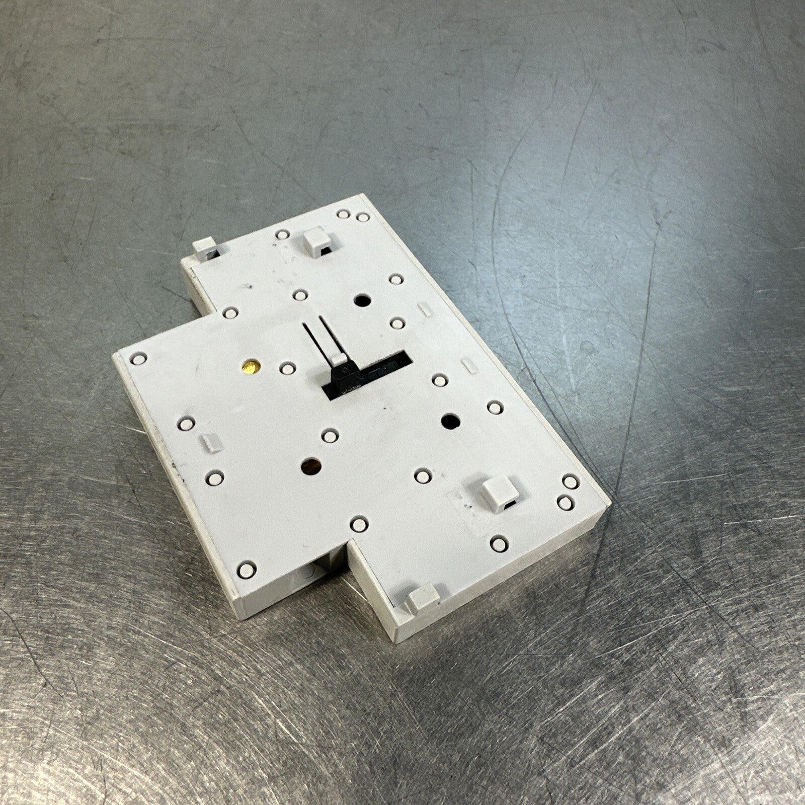 ALLEN BRADLEY 100-S SERIES B AUXILIARY CONTACT BLOCK     (BIN-1.4.5)