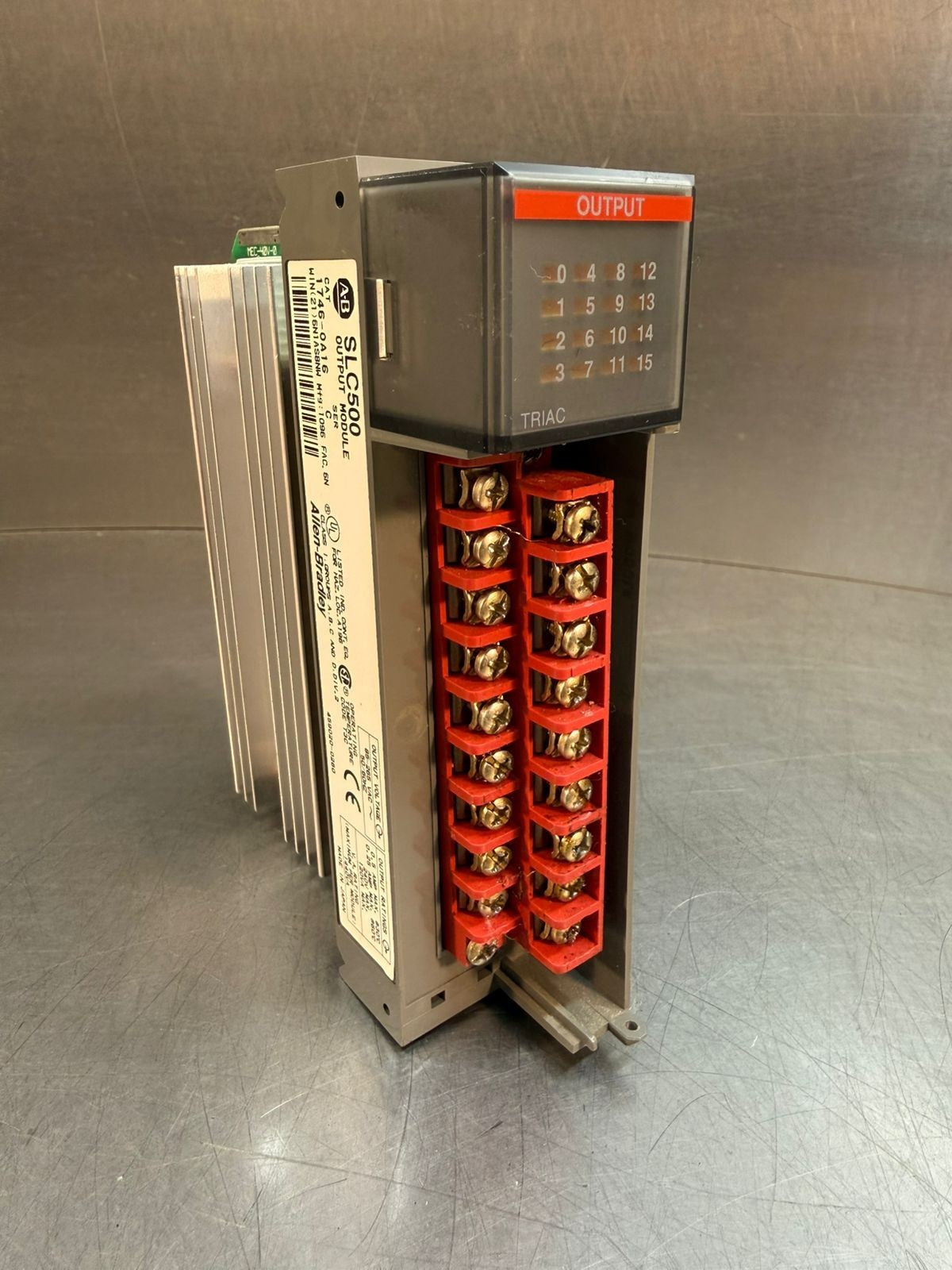 Allen Bradley 1746-OA16 /C Output Module 1746-0A16  SLC500   (3.5.3)