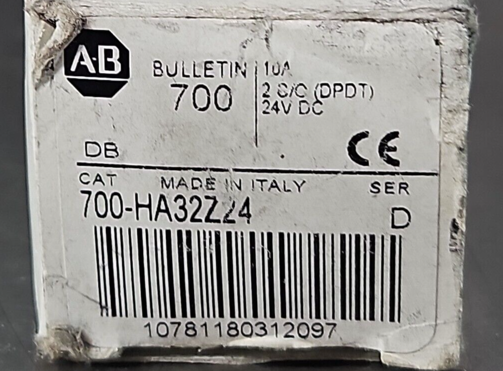 Allen-Bradley - Bulletin 700 - 700-HA32Z24 Series D Relay                loc4A11
