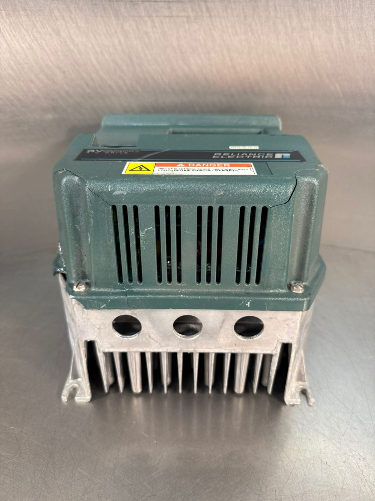 Reliance Electric GV3000 3 HP/2.2kw M/N 3V4151                     (9.4.4)