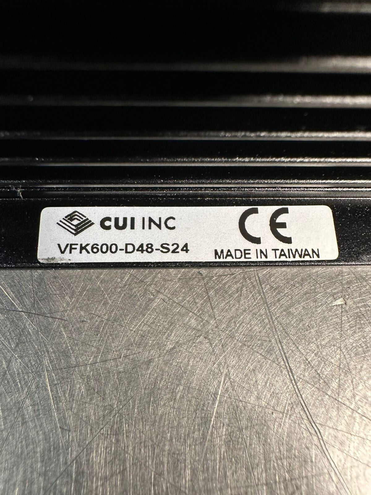 Cui VFK600-D48-S24 DC-DC Converter                  (2.3.1)