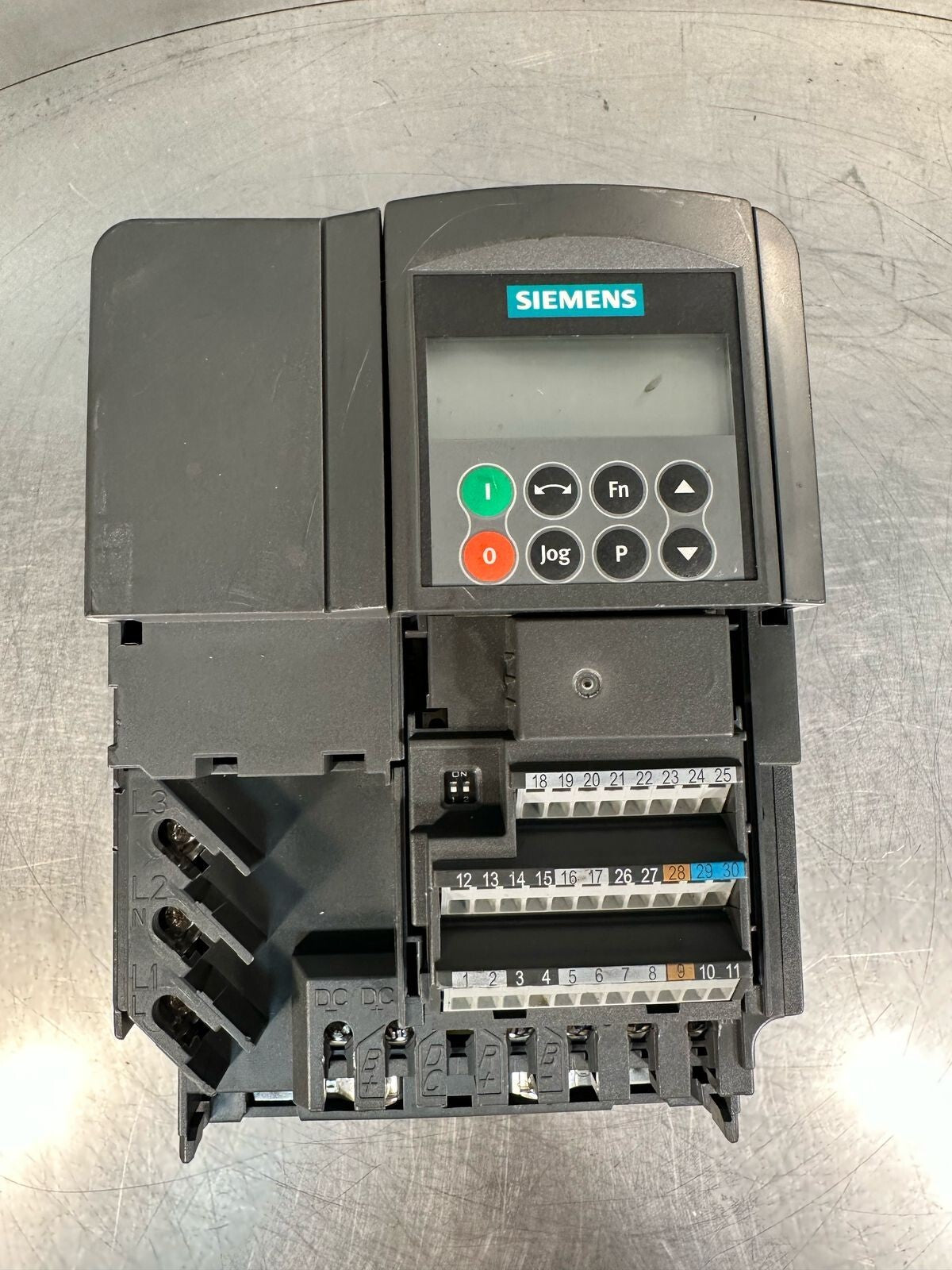 Siemens 6SE6440-2UC21-5BA1 Refurbished MICROMASTER 440    (7.3.2)
