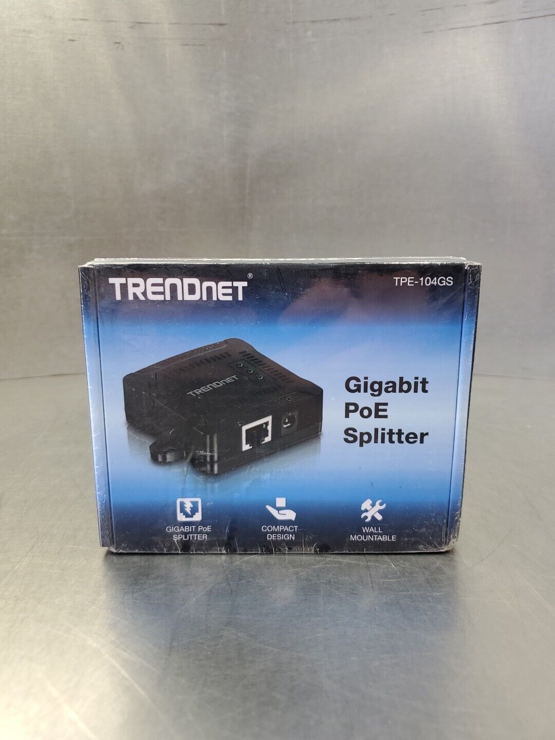 TRENDnet TPE-104GS Gigabit PoE Splitter.                                  5E-29