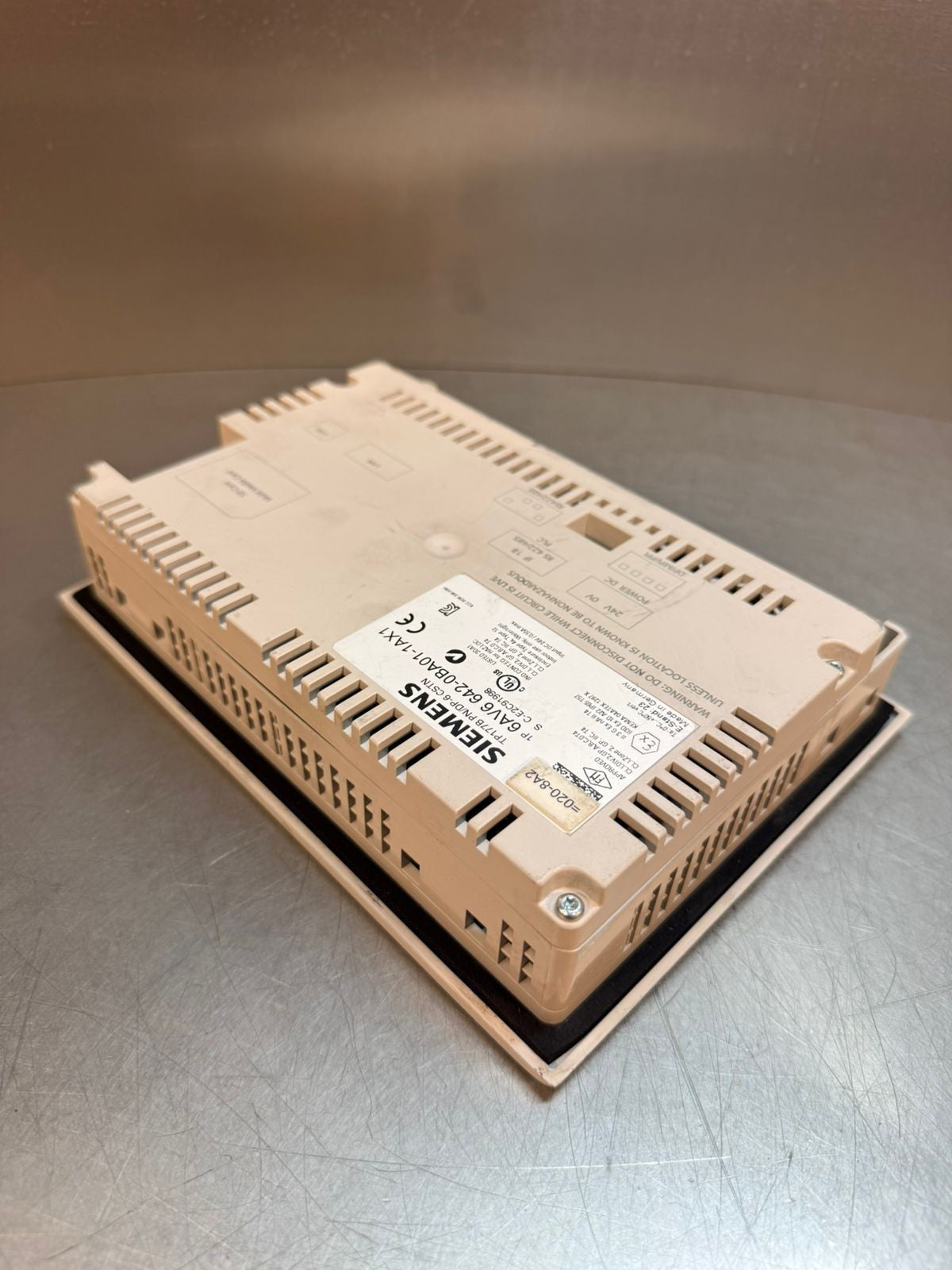 Siemens 6AV6 642-0BA01-1AX1  Simatic Panel TP177B PN/DP-6 CSTN     (8.6.6)