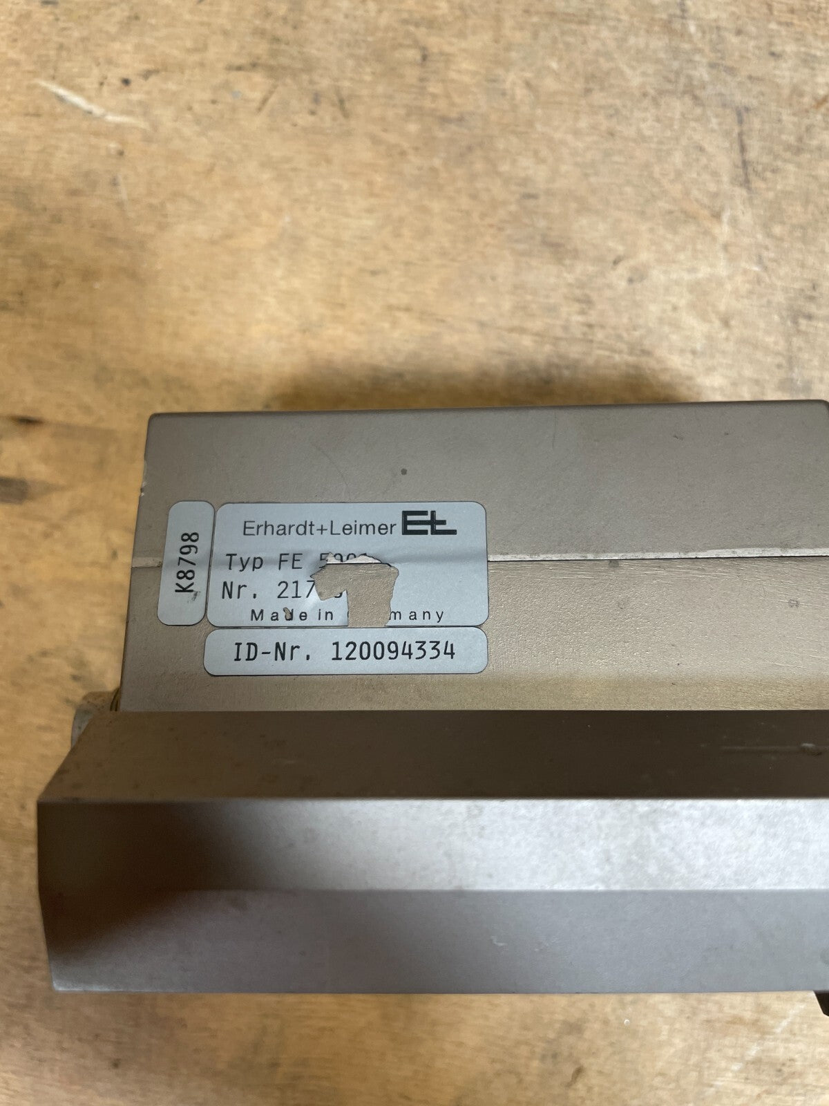 Erhardt+Leimer FE5001 Gray/Blue Opaque Infrared Edge Position Sensor