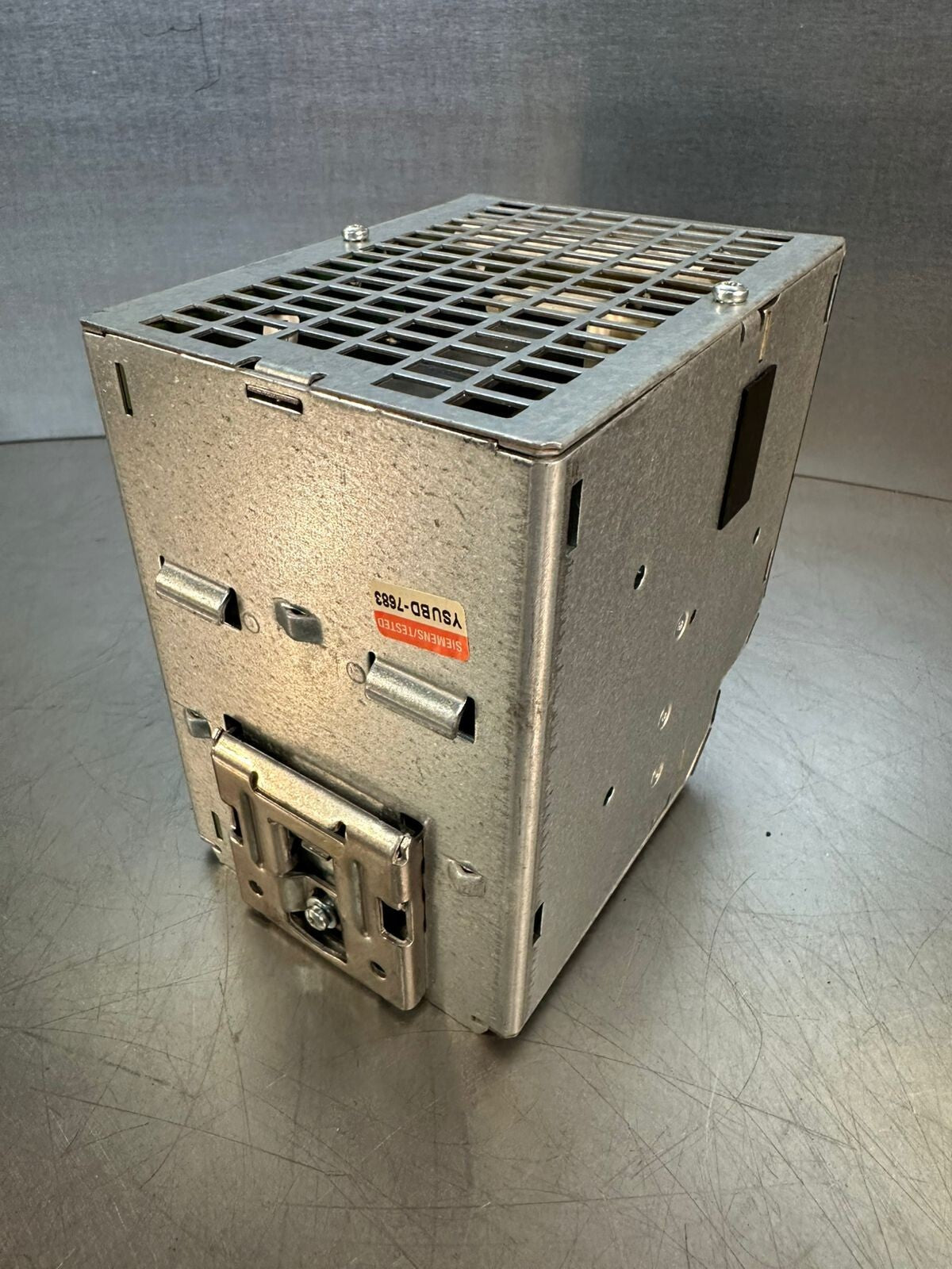 Siemens 6EP1334-3BA00 Modular Power Supply DC 24V  50/60 Hz        (6.3.2)
