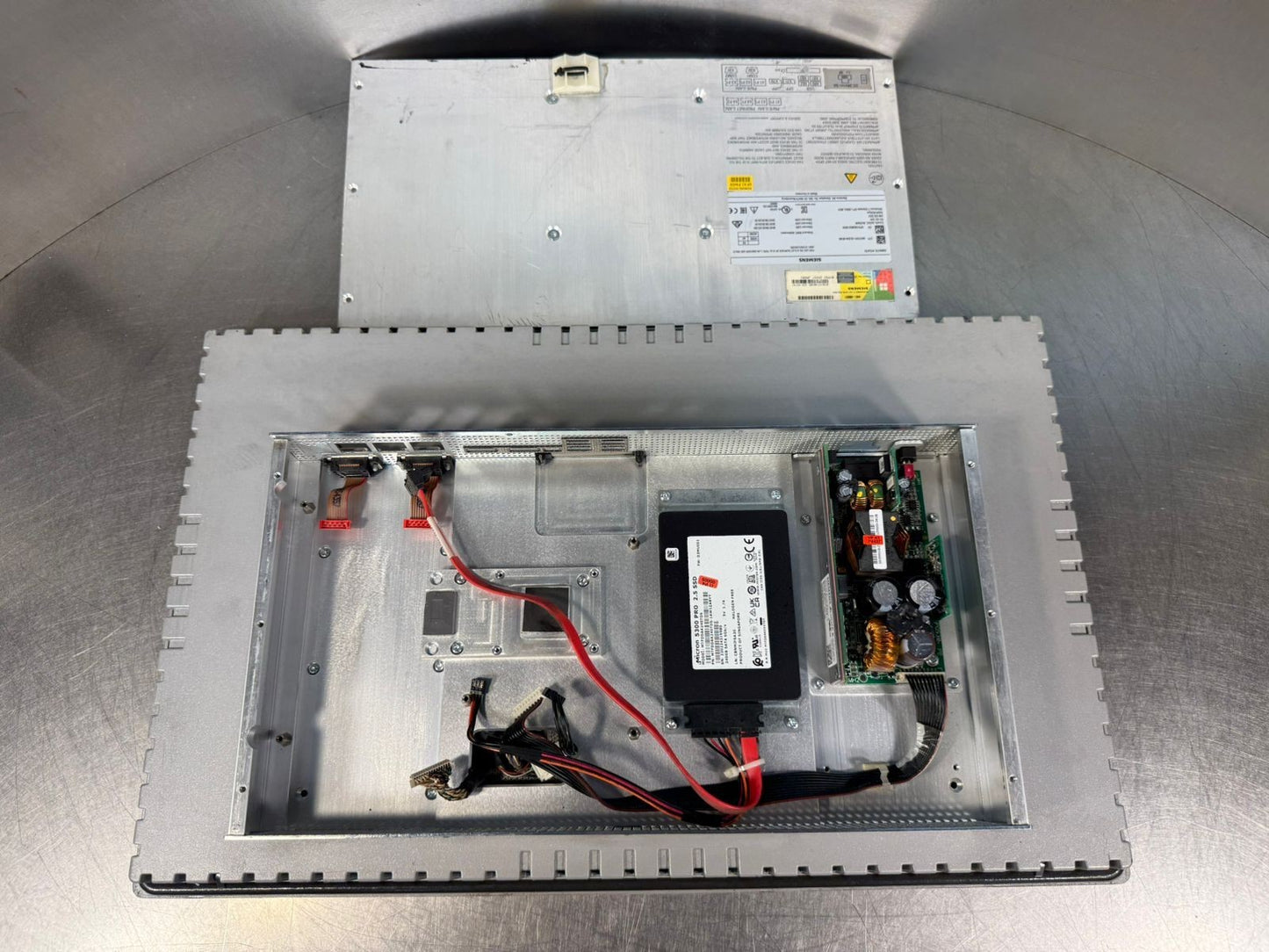 Siemens Simatic IPC477E 6AV7241-5LG34-0FA0 PANEL PC                (9.4.5)