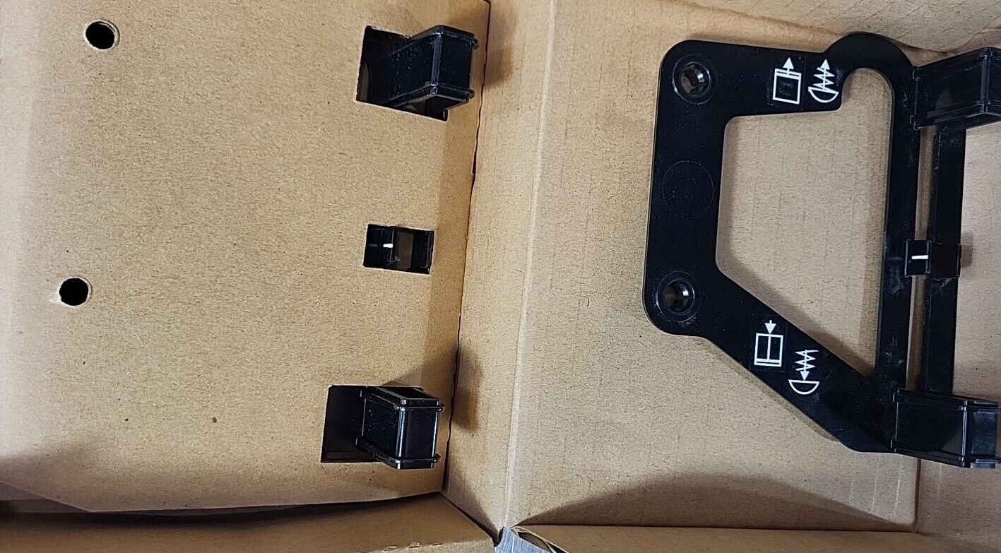 Emerson Fisher GG19746X022 mounting kit                        Loc4D30