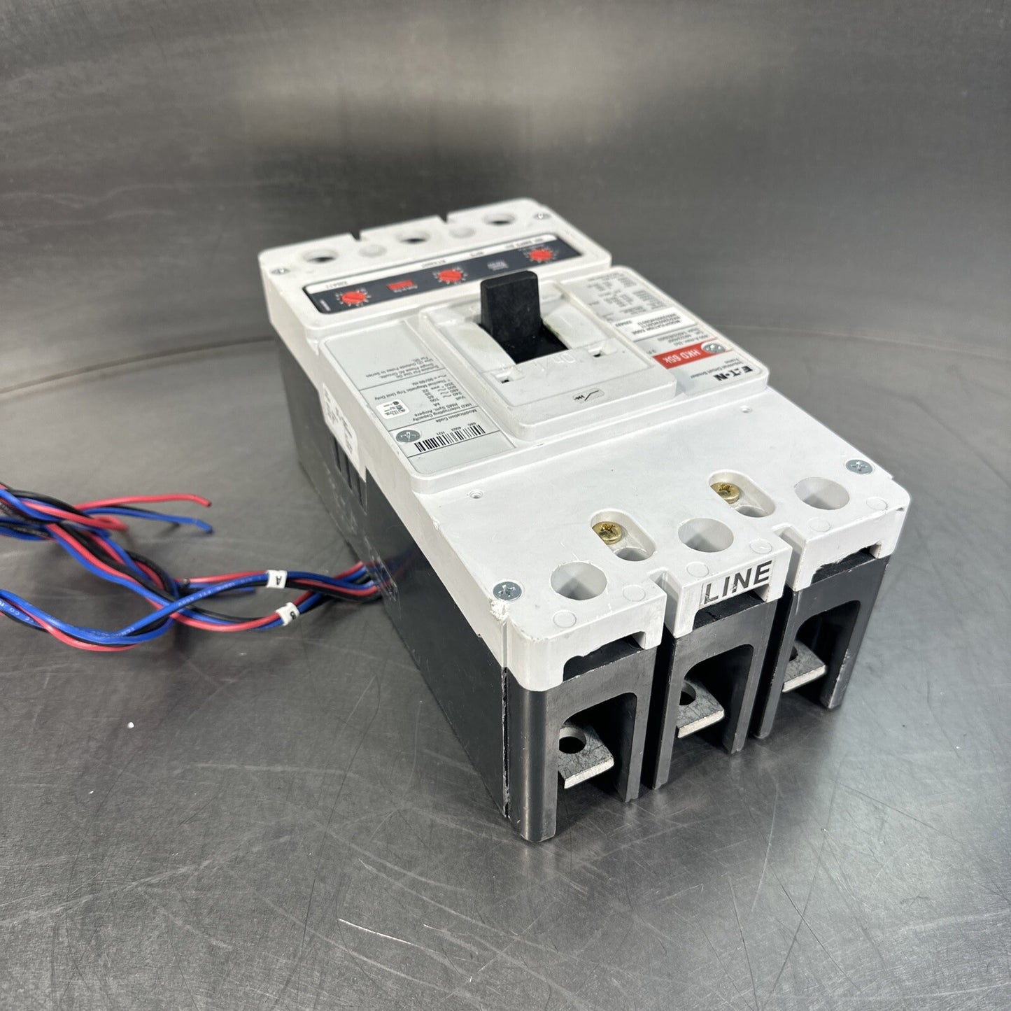 Eaton USD HKD330WC0512 Molded HKD 3P 300A 600V 50/60Hz 3Ph (BIN-1.3.5)