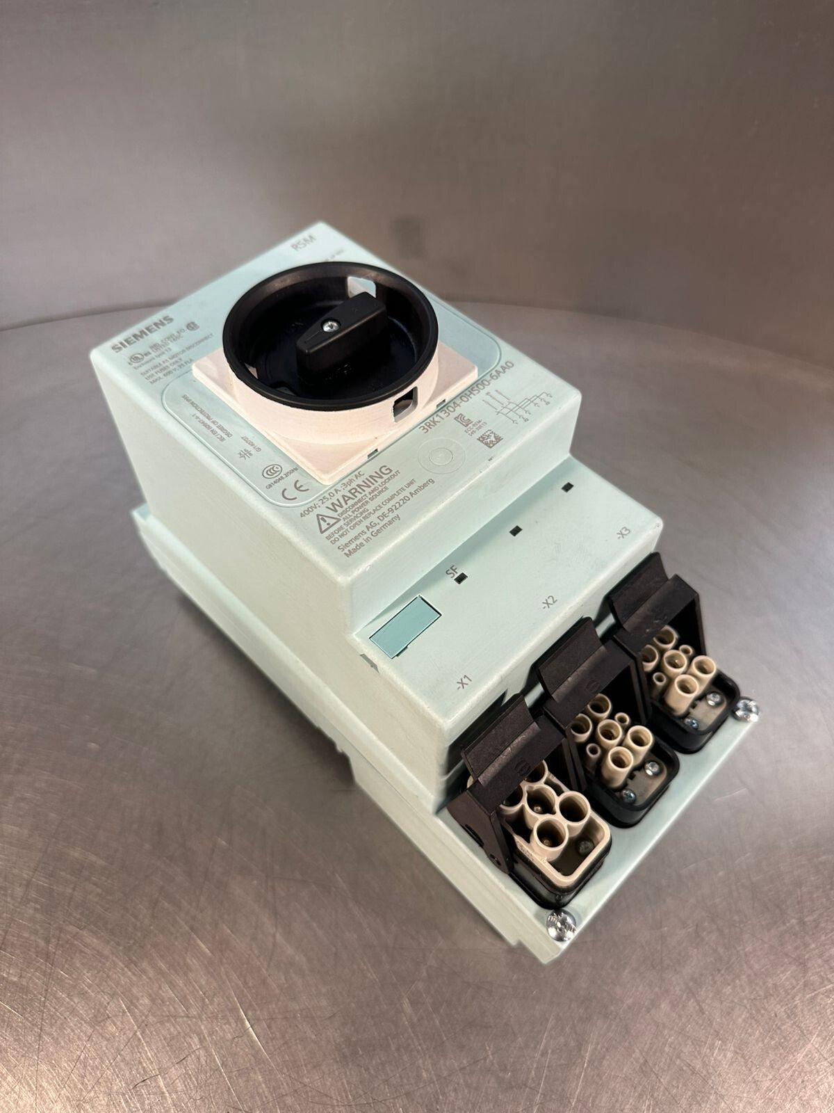 Siemens 3RK1304-0HS00-6AA0 Rsm  Disconnect Module 400V 25,0A 3ph  (4.3.4)