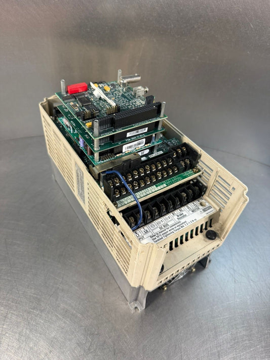 *2098 Magnetek Staca-B011-A1 3Phase Inp 380-460V / Out 0-460V            (8.4.3)