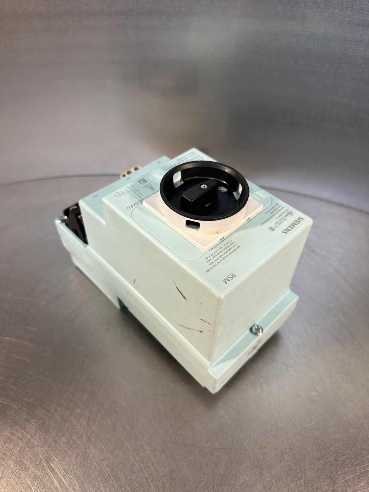 Siemens 3RK1304-0HS00-6AA0 Rsm  Disconnect Module 400V 25,0A 3ph  (4.3.4)