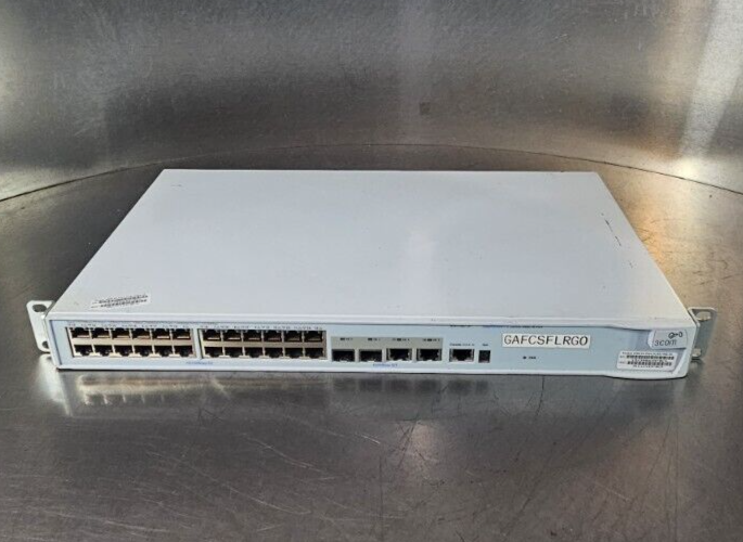 3COM 3CR17561-91 24-Ports Ethernet Network Switch                       (BIN751)