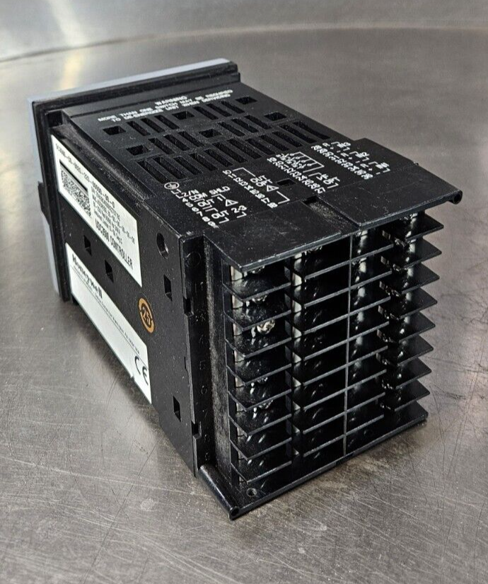 Honeywell DC3500-C0-0020-220-00000-00-0  Controller                     (BIN531)