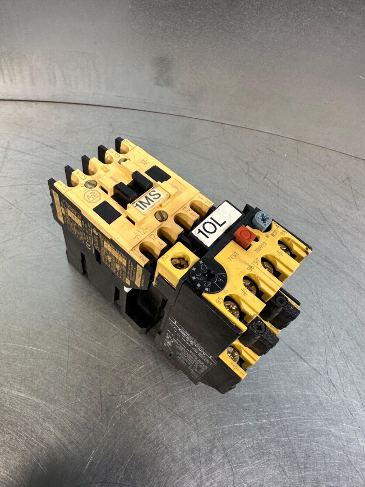 100-A12ND3 /B Allen Bradley Starter w/193-BSB42 / B Overload Relay(4E-18)