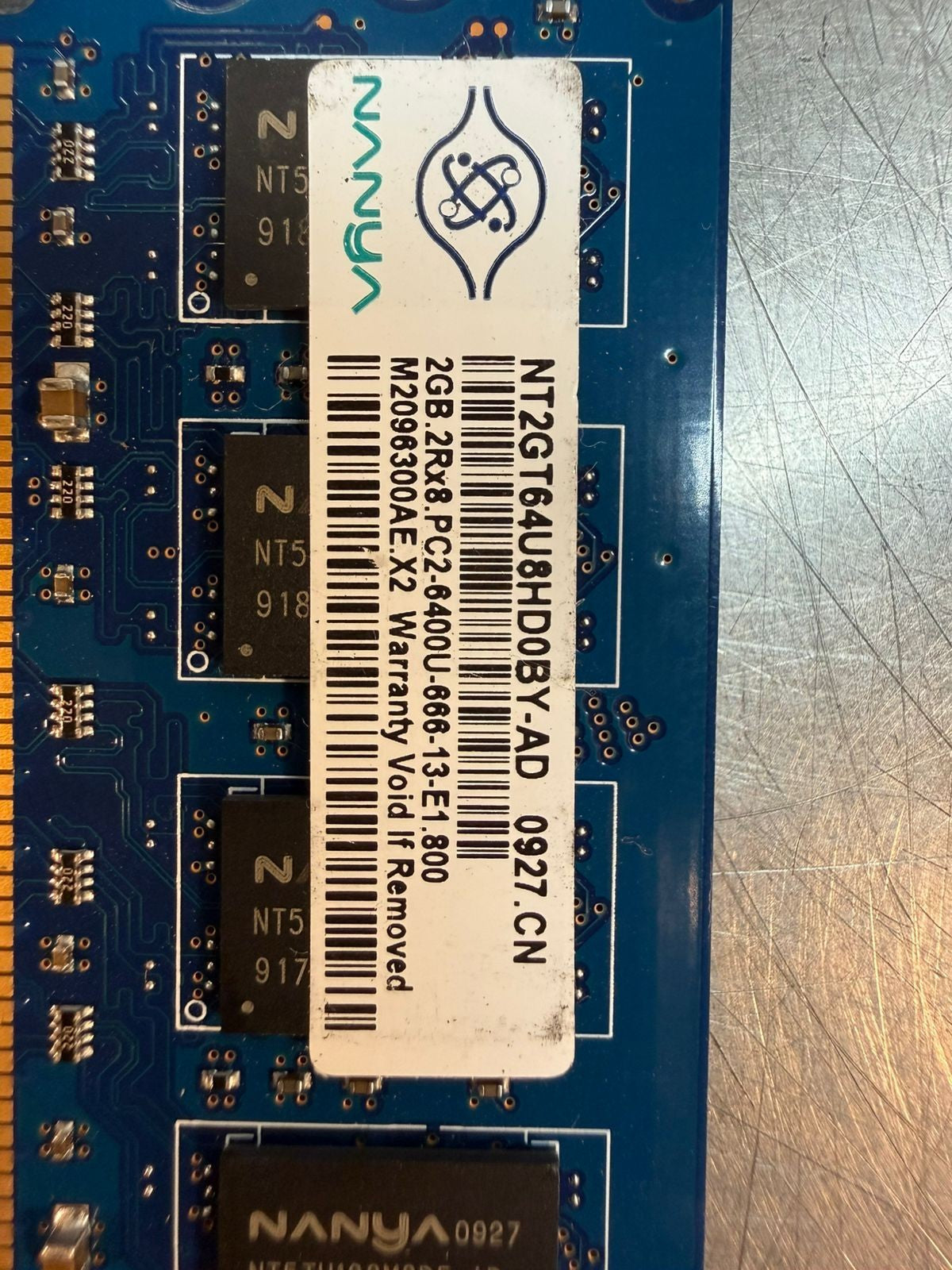 Nanya NT2GT64U8HD0BY-AD 2 GB 2Rx8 PC2-6400U-666-13-E1.800          (5.3.5)