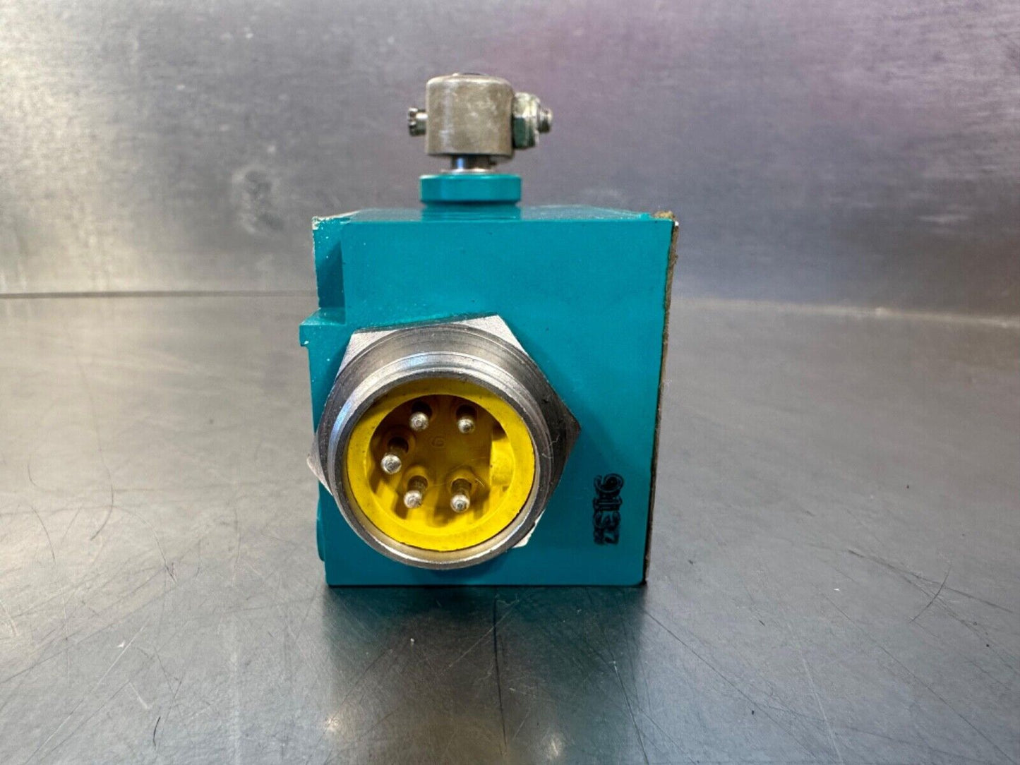 Allen Bradley 802MC-AJ1 /D  With  802MC-AX /D Operador Head (6E-12)