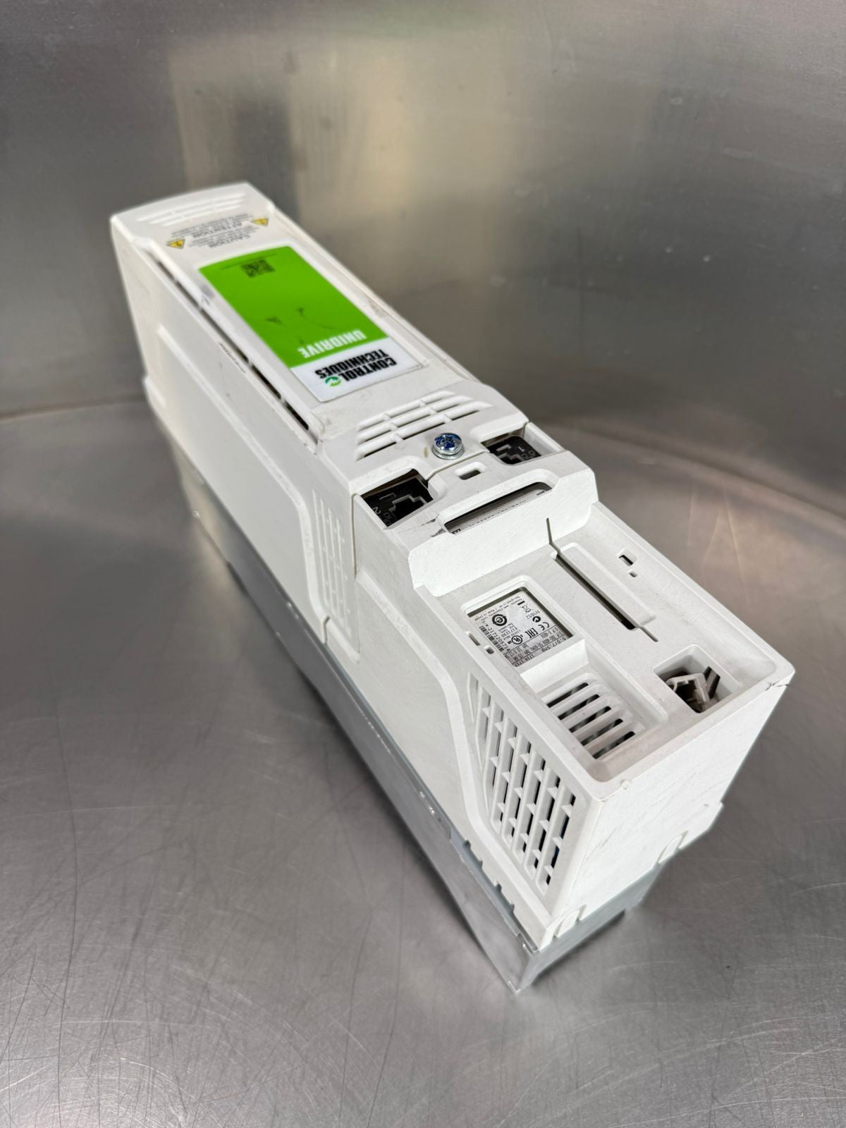 Control  techniques Unidrive M702-034-00100-A AC Drive 5.0/7.5 Hp  (3.6.2)