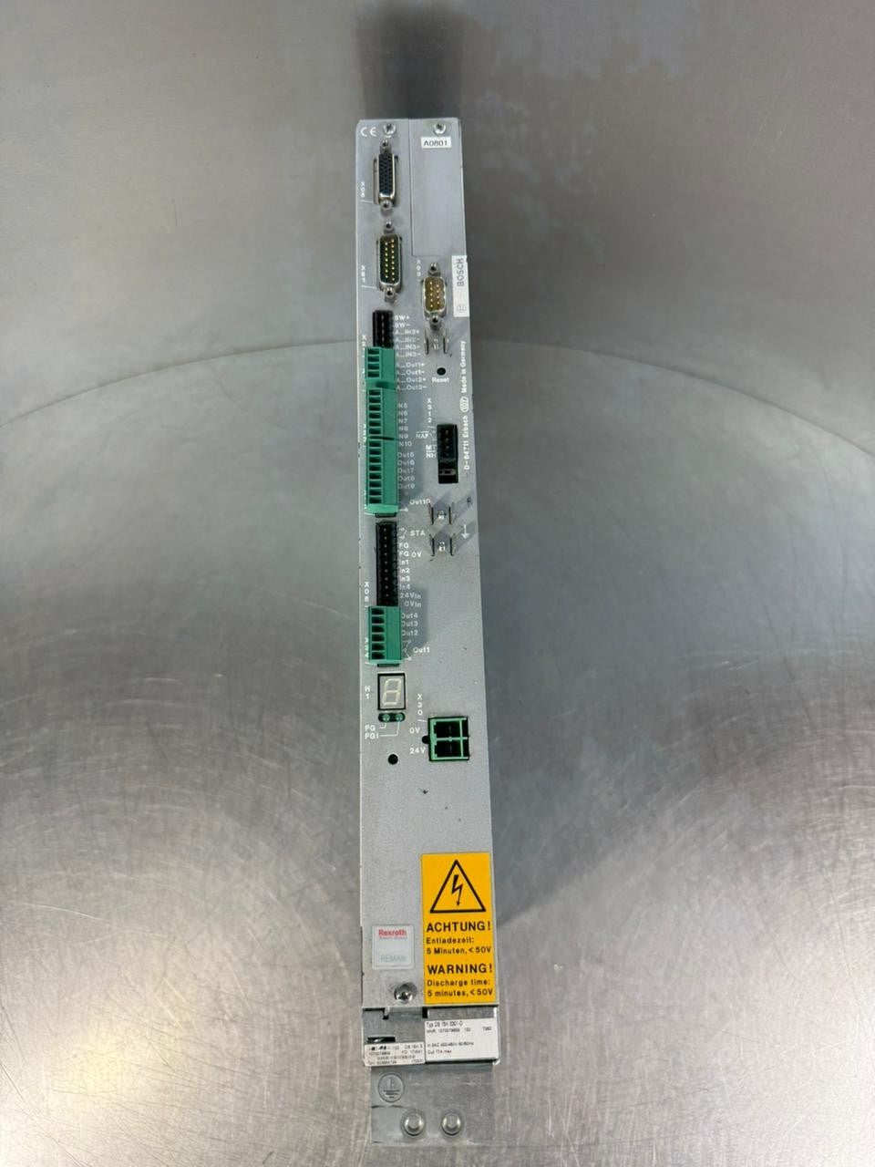 Bosch Rexroth DS-15K-3301-D Servo Drive 1070079659-122    50/60Hz (8.6.5)