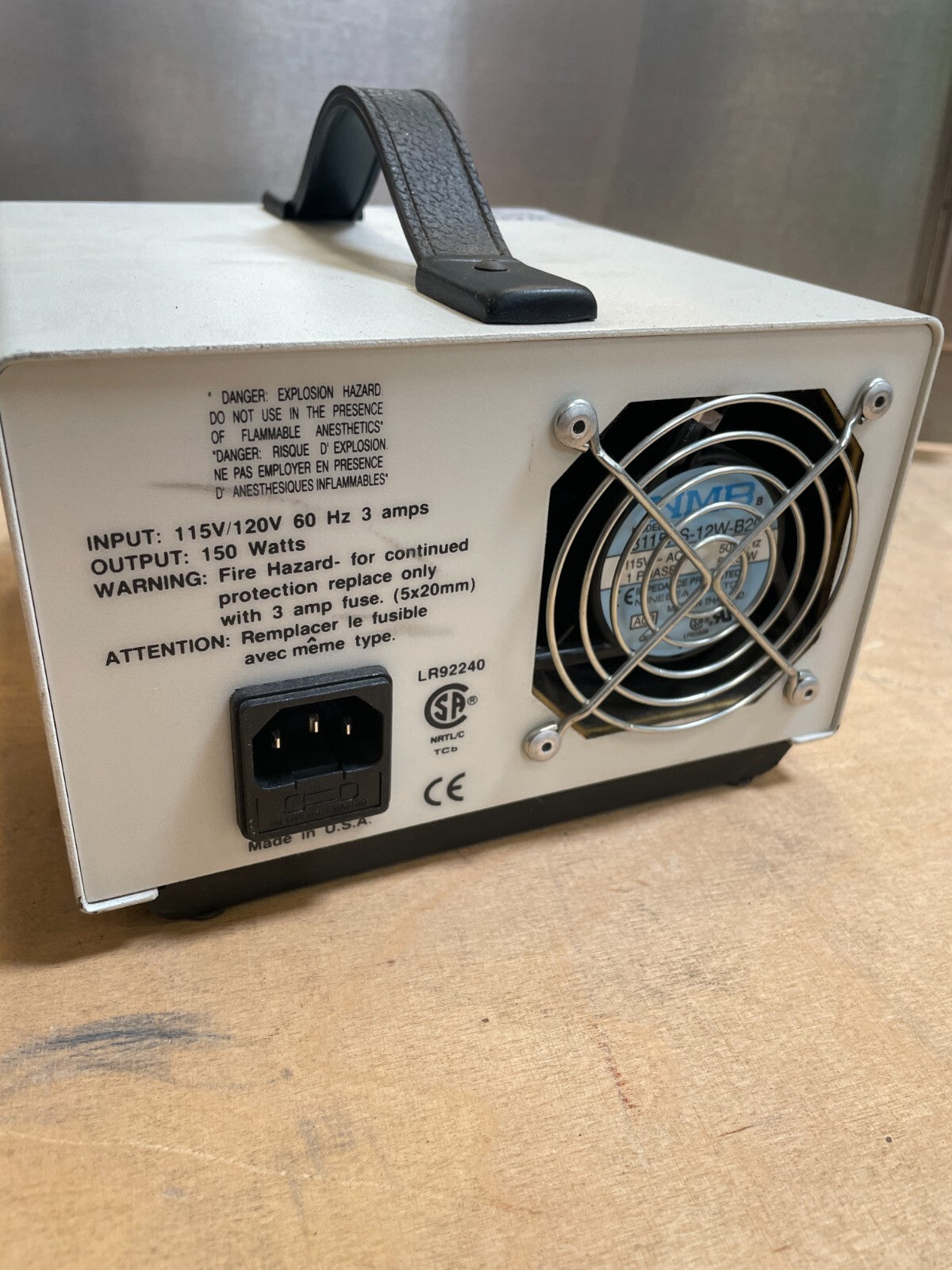 Fostec ACE Beige 150W Rem. Fiber Optic Intensity Control Light Source(BIN 3.5.3)