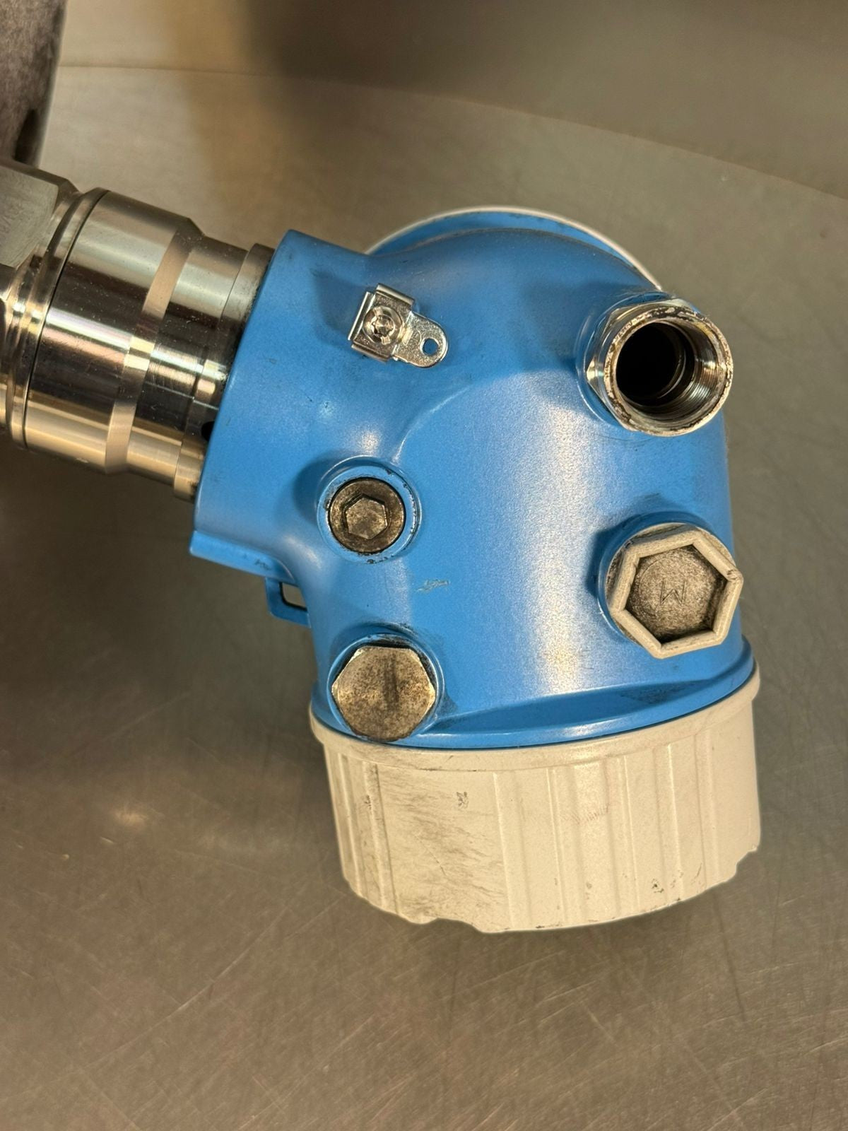 Endress Hauser IP68/66 Type 4X / 6P Encl. FMP57-17H19/0           (11.6.4)
