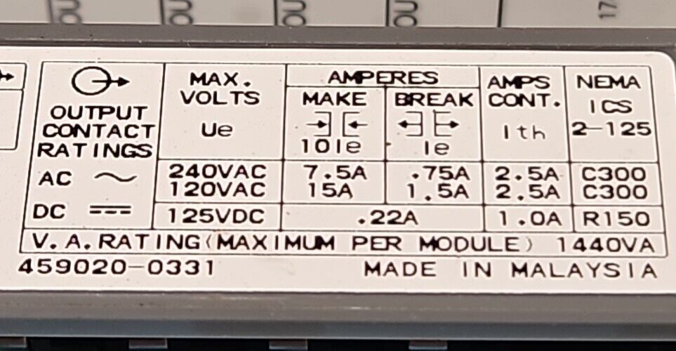 Allen-Bradley 1746-OW16 SLC 500 Digital Contact Output Module (BIN2.3.3)