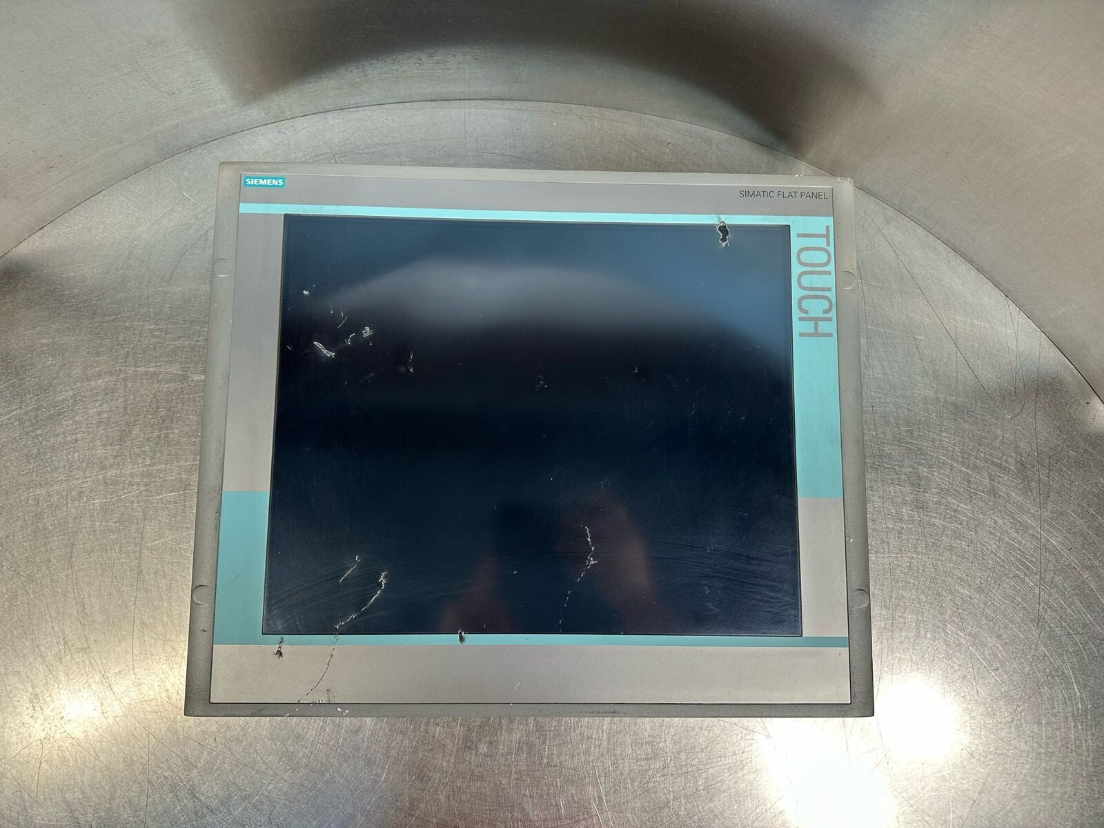 Siemens 6AV7 861-3TA00-1AA0 Simatic  19" Touch 6AV78613TA001AA0   (8.5.7)