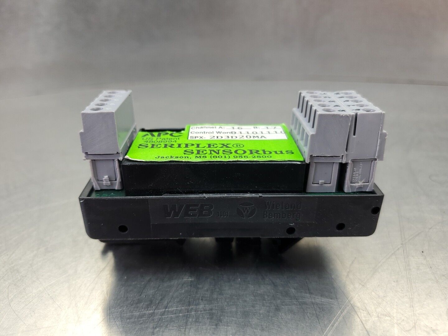 APC SPX-2D3D20MA SERIPLEX SENSORbus I/O Module Control Bus.          4E-35