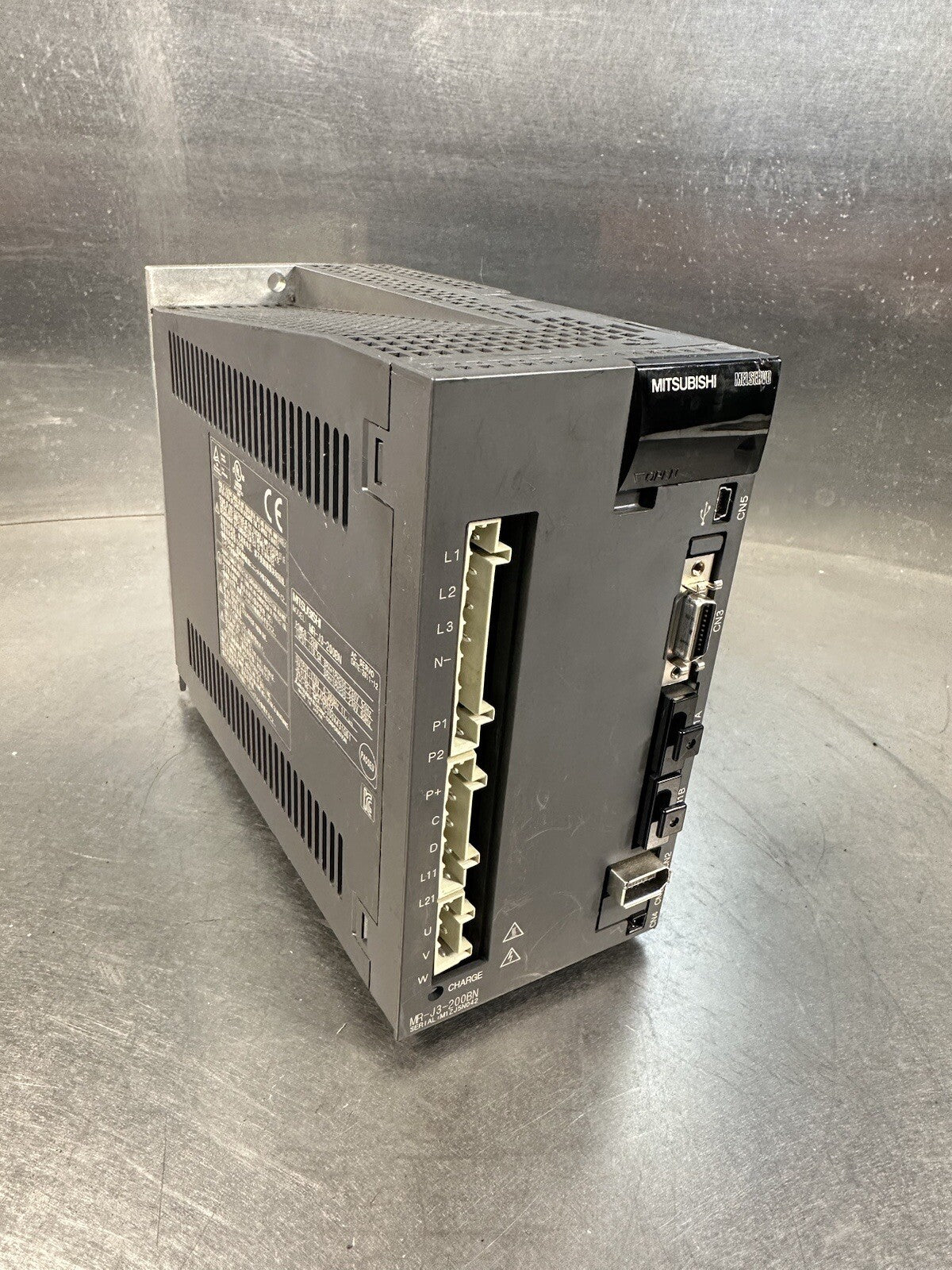 MITSUBISHI MR-J3-200BN AC Servo Driver MRJ3200BN (BIN-1.2.4)