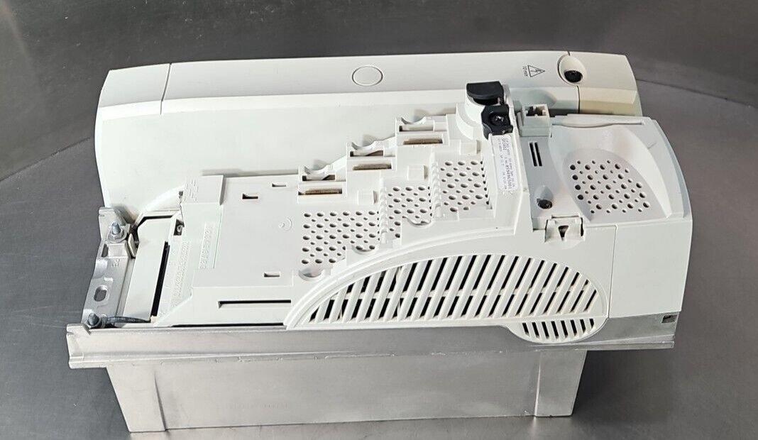 Emerson SP2402 Inverter 10.0/15.0 hp 380-480V  50-60Hz                  (BIN415)