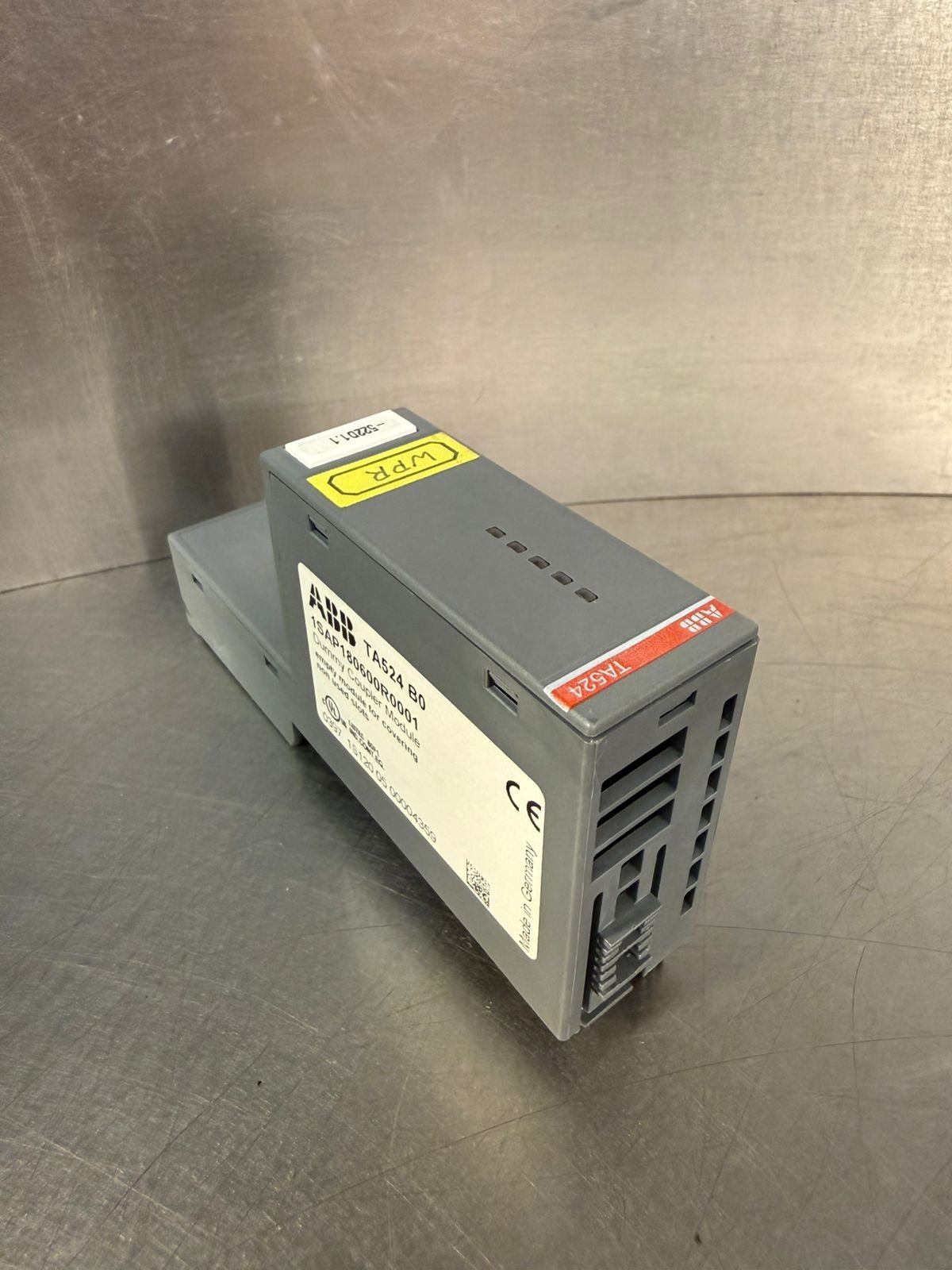 Abb  1SAP180600R0001 Dummy Coupler Module TA524B0                  (7.2.3)