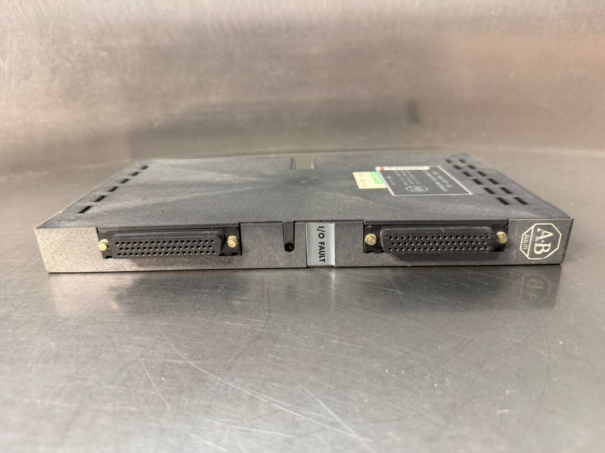 Allen-Bradley 1777-AL   I/O Adapter Module 1777AL                 (6.4.4)