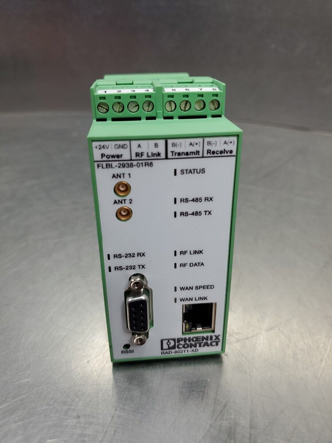 Phoenix Contact RAD-80211-XD Ethernet 802.11 Transceiver.                  3D-24