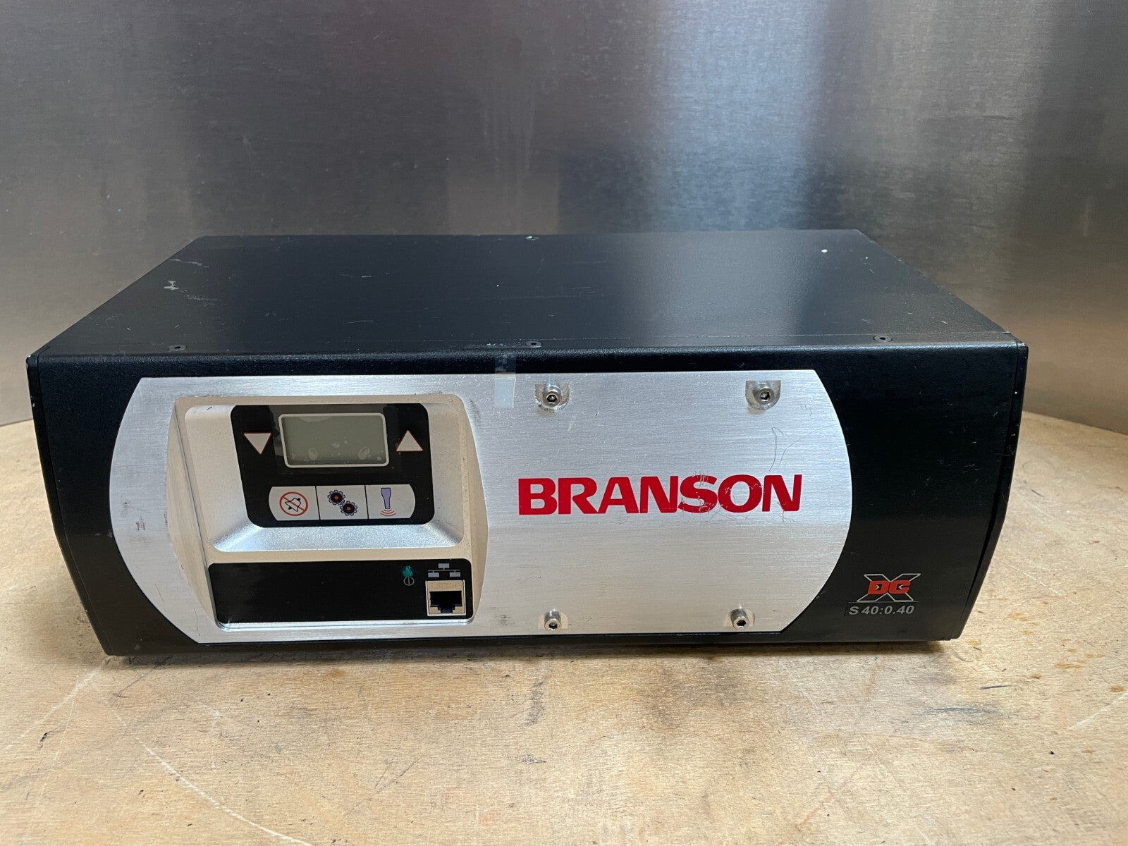 Branson Ultrasonics 0.40DCXS40H0R / S40:0.40 Power Supply 200-240v-AC 400w@2.5.2