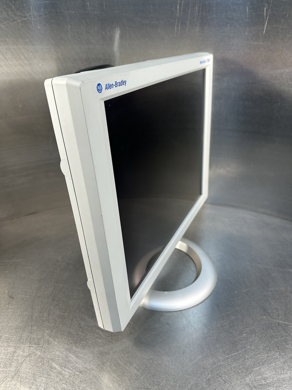 Allen-Bradley Painel Monitor 6176M-17VN  With Base Ergotron (BIN-2.4.5)