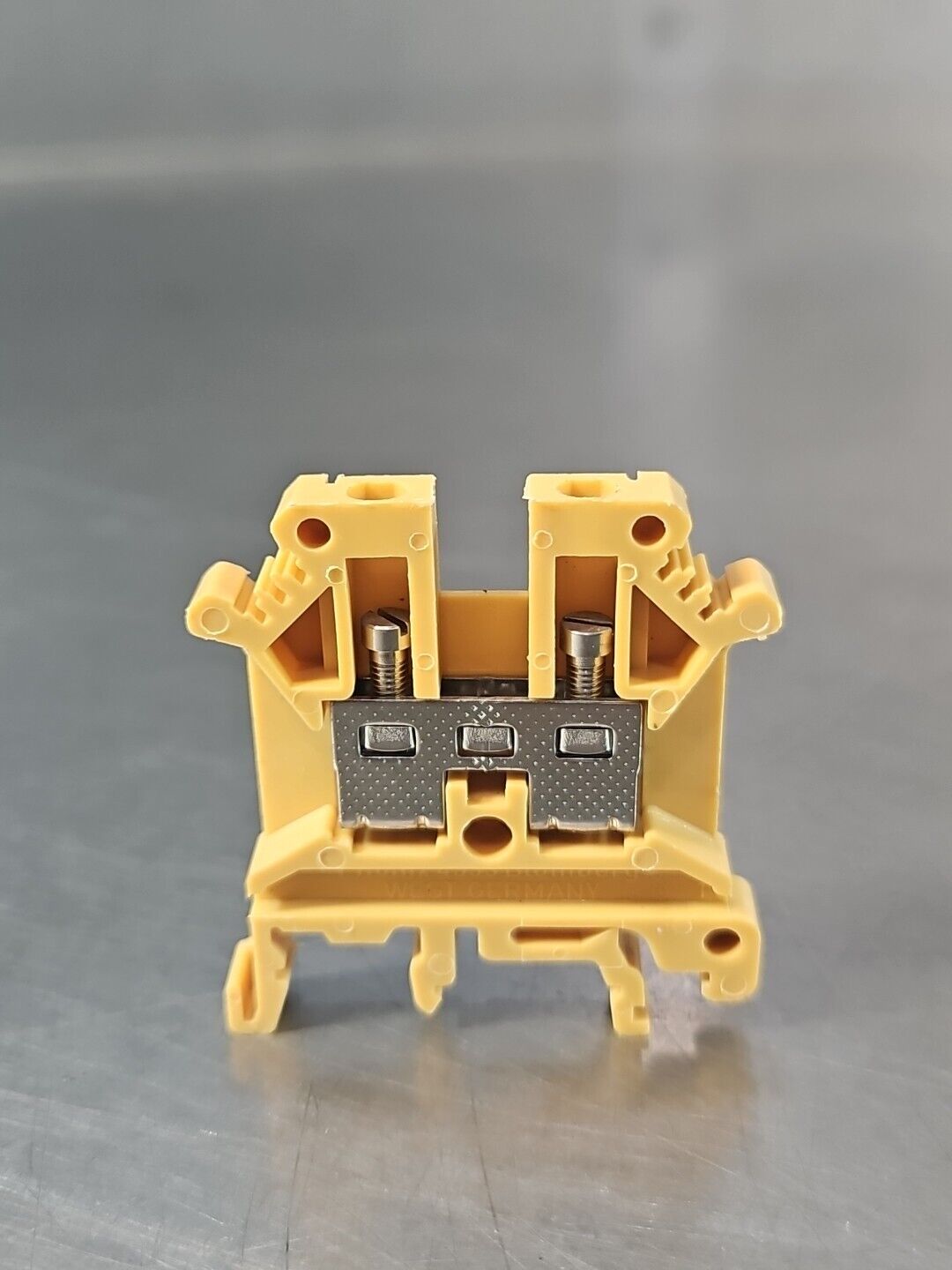 Allen-Bradley 1492-U Terminal Block  (LOT OF 8)                          loc3E32