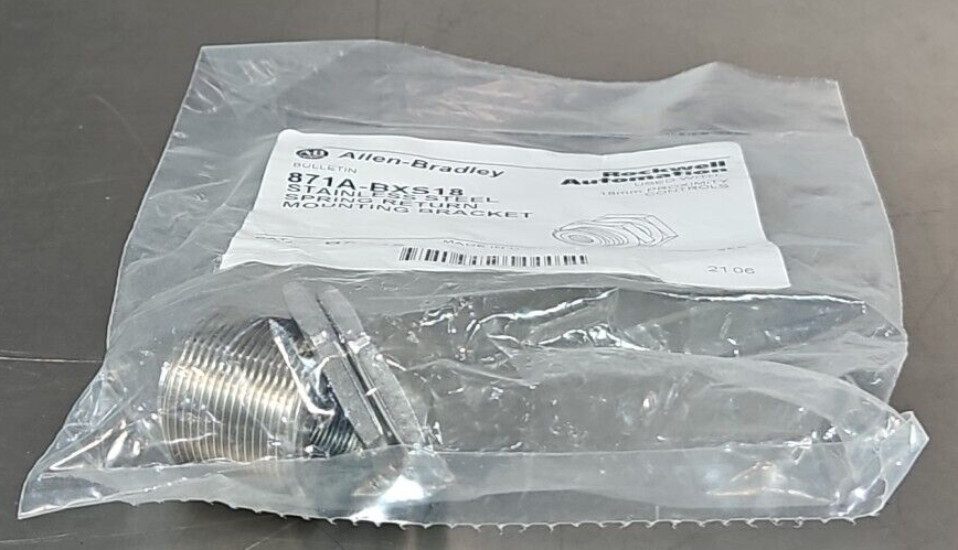 Allen Bradley 871A-BXS18 spring return mounting bracket                  loc5E29