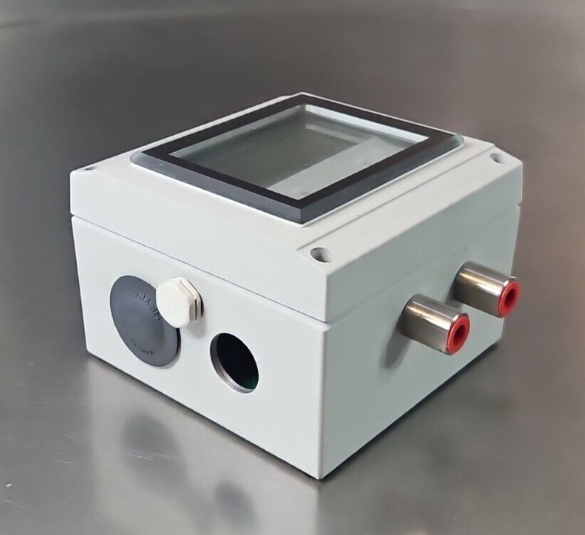 Dwyer Instrument DHI I-007 Digihelic Differential Pressure Controller (BIN4.4.4)