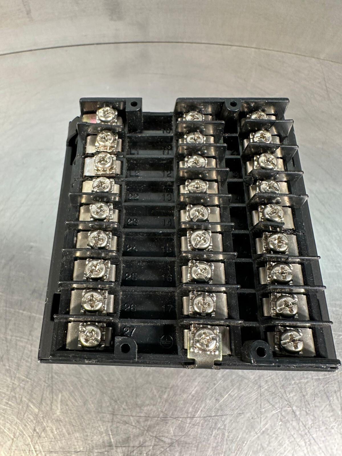  Honeywell UDC3300 DC330E    DC330E-AA-1D0-21-0A00D0-00-0             (7.4.1)