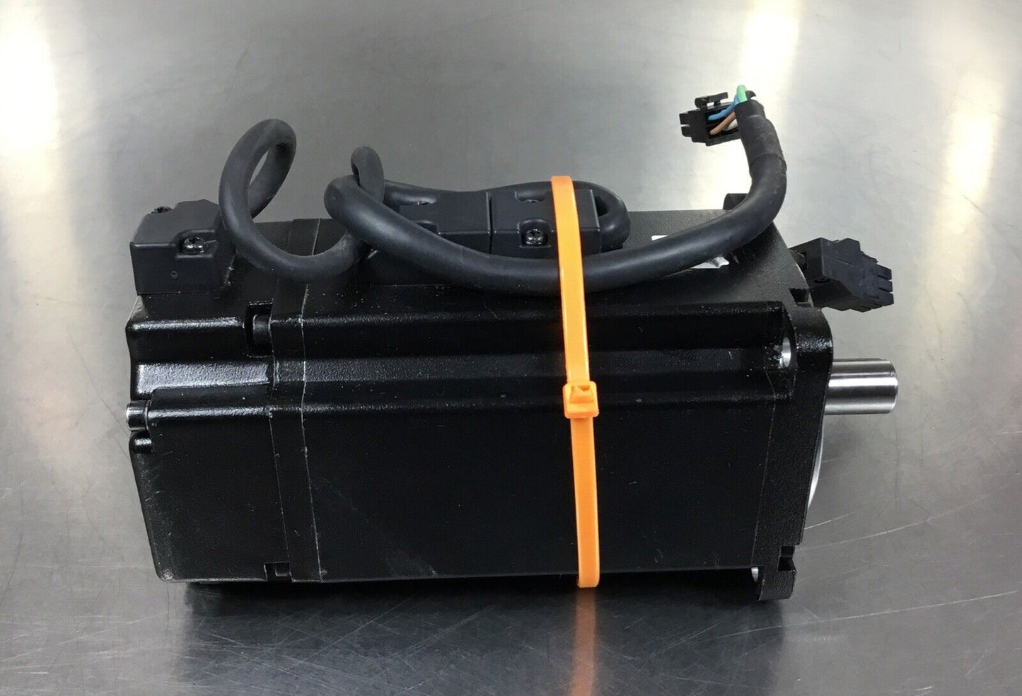 DELTA GROUP ELECTRONICS  ECMA-C20804S7  AC Servo Motor In: 110 VAC      1D-03