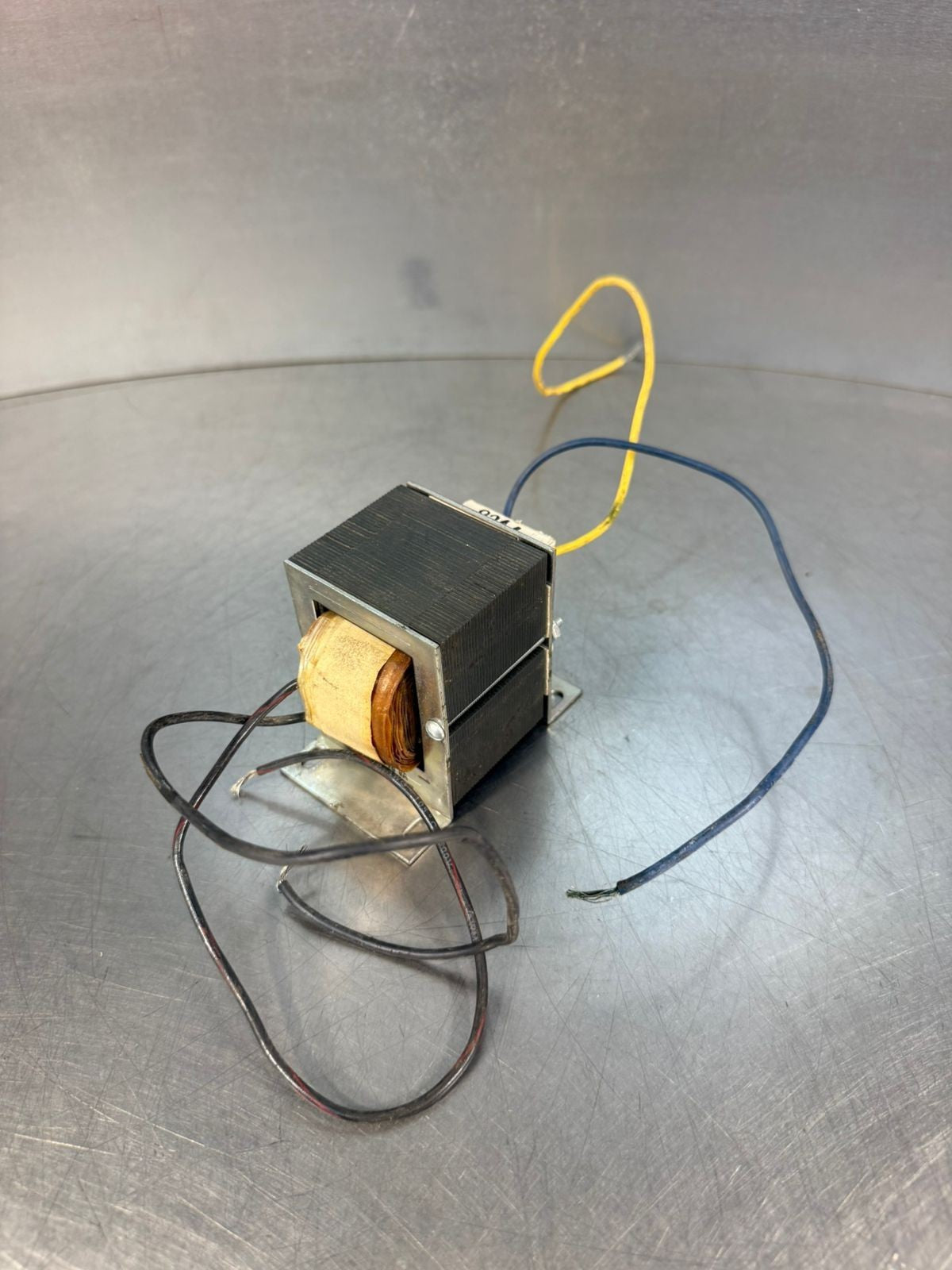 Honeywell AT88A 1047 Transformer 75VA 480V 50/60Hz                 (9.3.3)