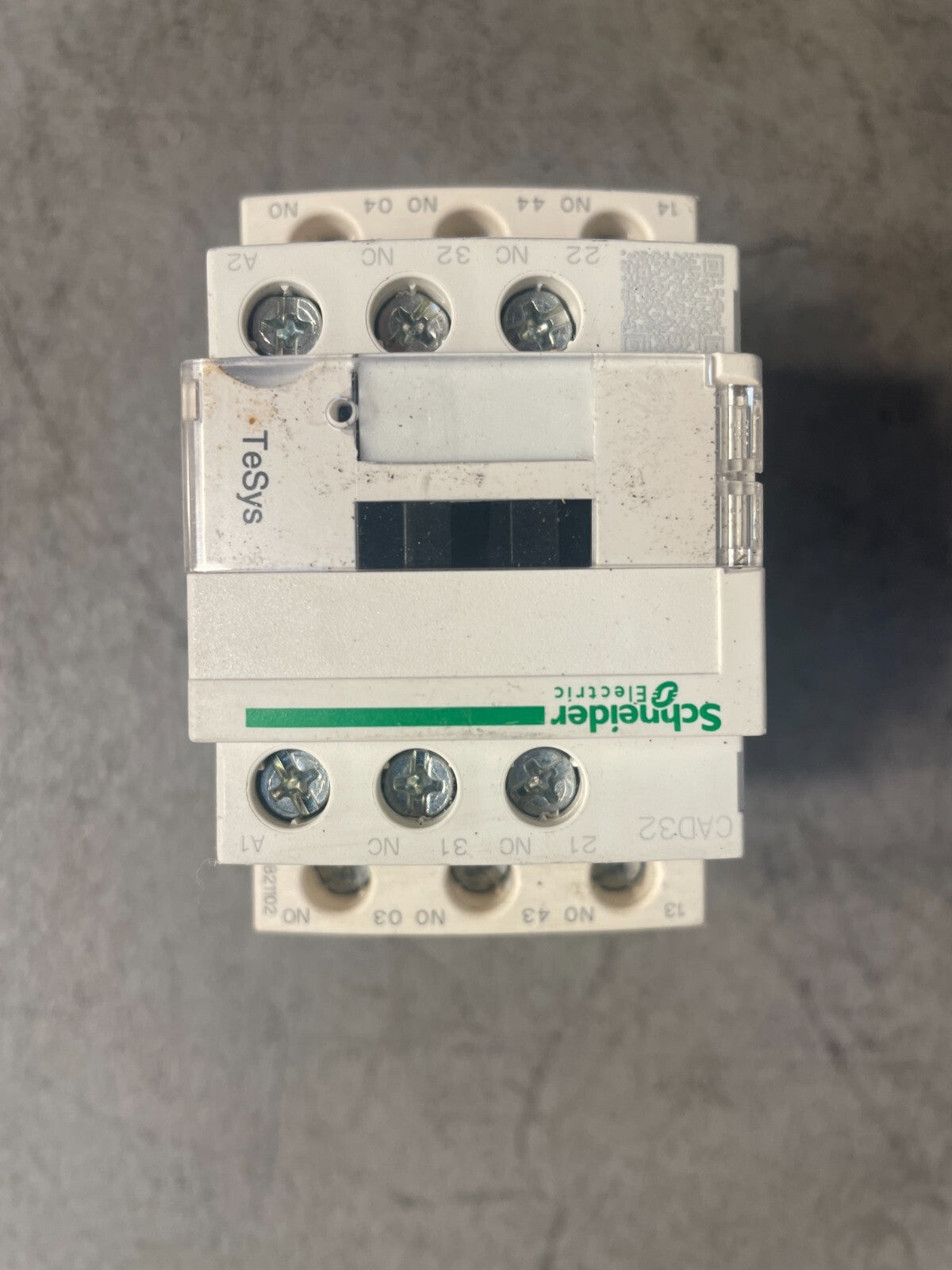 Schneider Electric CAD32 10A, Ui 690V, 50/60Hz, Uimp 6kV Control Relay @1D