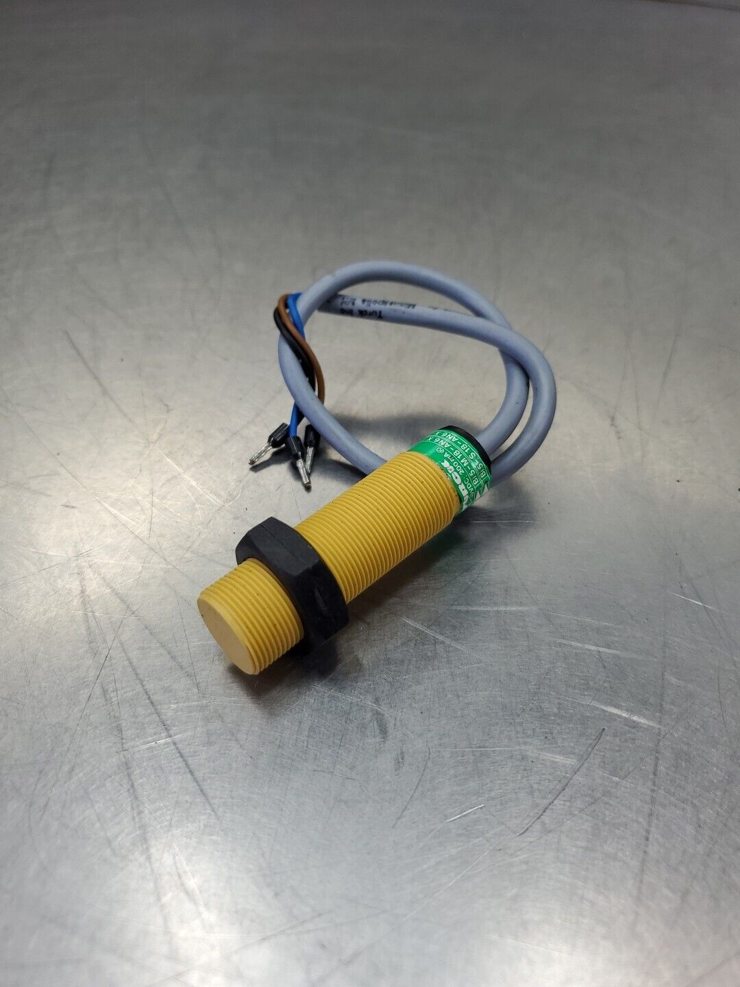 TURCK Bi5-M18-AN6X 10-30VDC 200mA Sensor Module.                           5E-16