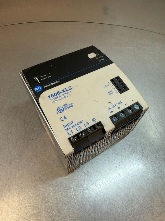 Allen Bradley 1606-Xls960E-3  /A    Power Supply                   (5.2.3)