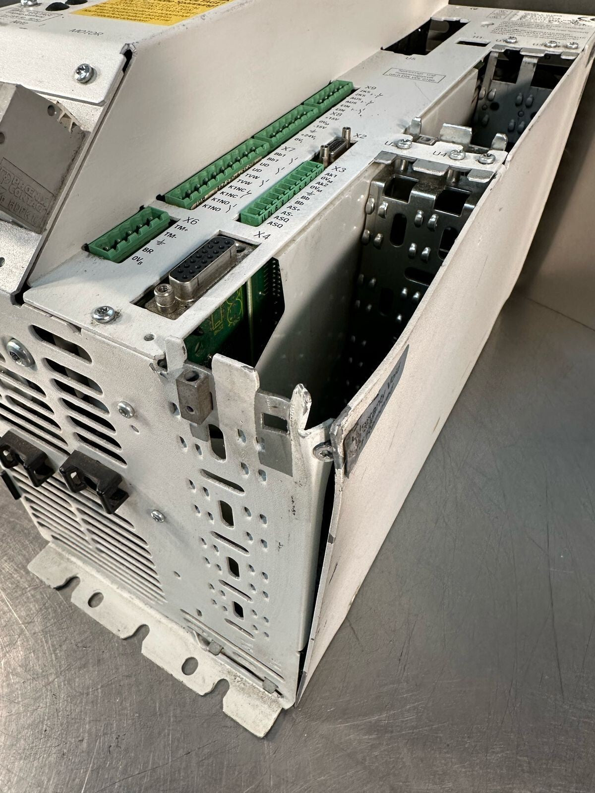 Indramat DKS01.1-W100A-DL08-01-FW DKS DIGITAL SERVO DRIVE           (2.5.3)
