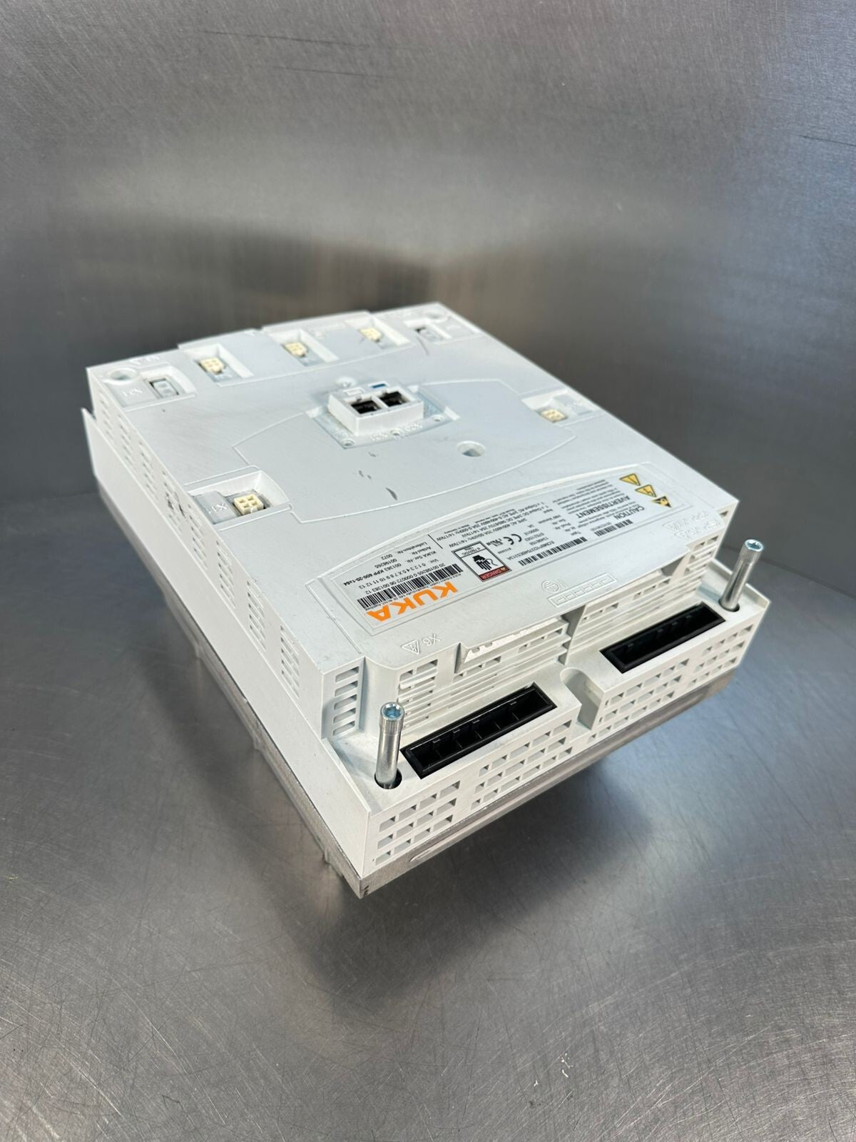 Kuka ECMBP1D3704BE5313A  Controller Mod 13496158 HW Ver. 3A              (8.4.6)
