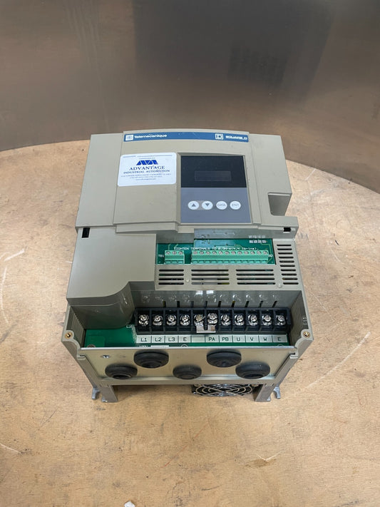 Telemecanique Altivar 8 ATV18U72N4 380/460V 50/60 Hz 5HP 4kW Frequency Converter